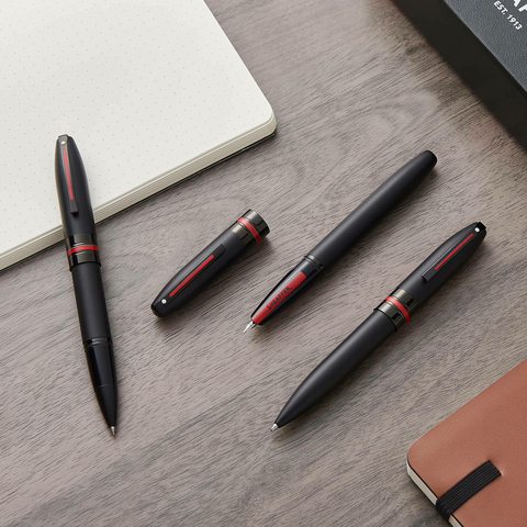 Caneta Tinteiro Sheaffer Icon Preto Fosco Com Vermelho E0910853