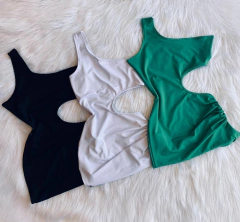 Vestido abertura frunce en internet