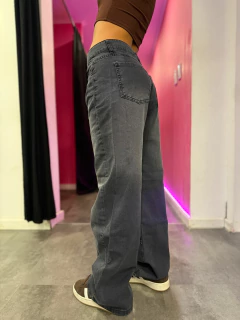 Wide leg tiro medio "Gris gastado" en internet