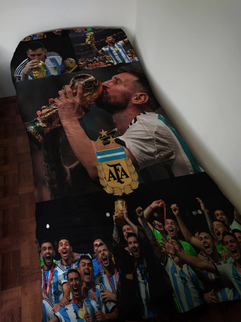 Cover. Qult / Acolchado de verano / Argentina campeon Qatar 2022 / Messi