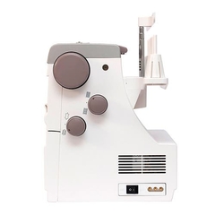 Imagen de Collareta JANOME COVER PRO 3000P 5 hilos con enhebrador de agujas y bordador