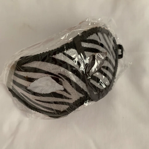 Antifaz Cebra Borde negro Animal Print