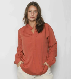 Blusa CM MANGA LARGA LISA - CLARA Indumentaria