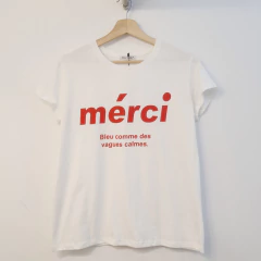 Remera MERCI - CLARA Indumentaria