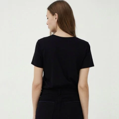 Remera BÁSICA O - CLARA Indumentaria