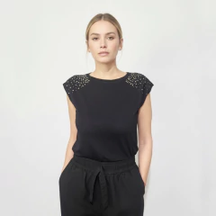 Remera LEOPOLDA en internet