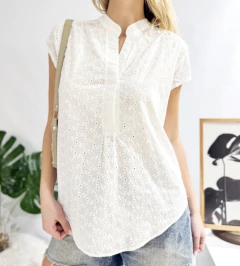 Blusa CM BRODERIE en internet