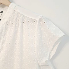 Blusa CM BRODERIE - CLARA Indumentaria
