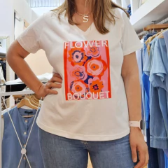 Remera FLOWERS