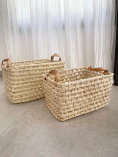 CANASTO DE PALMA TRENZADA