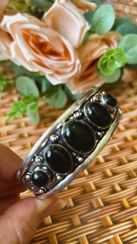 Bracelete Metal e Pedra XX