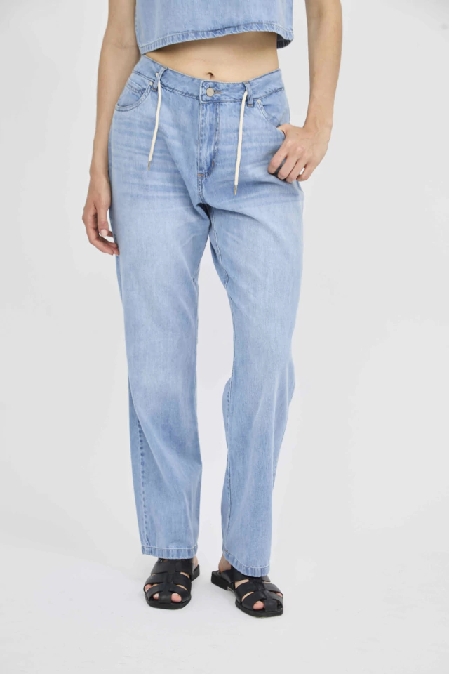 Jean Straight Sara