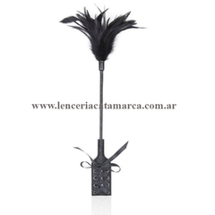 ST FUSTA DE CUERINA CON LAZO DE CINTA DE RASO DOBLE MAS PLUMA SINTETICA 272400041 - comprar online
