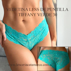 Vedetina less de puntilla en color verde Tiffany, con detalles de encaje y ajuste cómodo.