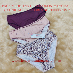 Pack de vedetinas de algodón y lycra en colores surtidos, incluye tres unidades con diferentes diseños.