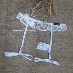 INTIMATE ARNES DE PUNTILLA CON LIGAS BLANCO 550B
