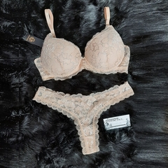 ANDRESSA CONJUNTO TAZA SOFT CON BASE Y COLALESS DE PUNTILLA L5589S - comprar online