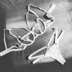 FLOW CONJUNTO CHERRY CON ARO STRAPPY Y LESS REGULABLE FL055BL en internet