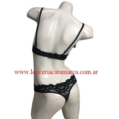 ANDRESSA CONJUNTO TRIANGULO SOFT CON BASE DE PUNTILLA Y COLALESS NEGRO L 5673N - comprar online