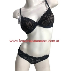 ANDRESSA CONJUNTO TRIANGULO SOFT CON BASE DE PUNTILLA Y COLALESS NEGRO L 5673N en internet