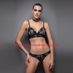 ANDRESSA CONJUNTO TRIANGULO DE ENCAJE CON COLALES DE ENCAJE NEGRO L 5687N