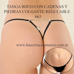 Tanga bijou negro con cadenas y piedras colgantes, regulable y elegante.