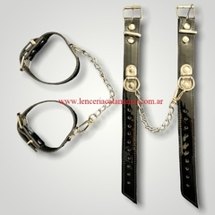 SADO ESPOSA DE ECOCUERO CON CADENAE Y 1 MOSQUETON FINA NEGRA CE21451N - comprar online