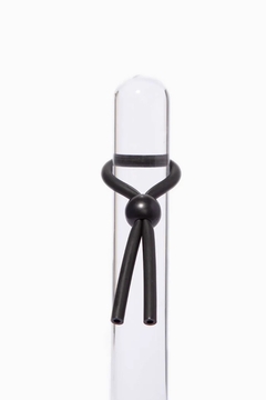 INFARTA LAZO ERECTOR O ANILLO PENEANO REGULABLE NEGRO FT-200330 en internet