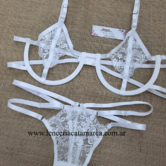 MARGA CONJUNTO TRIANGULO DE ENCAJE CON ARO COLALESS 2 TIRAS REGULABLE GALAXYB - comprar online