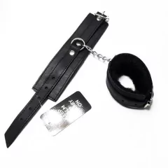 SADO ESPOSA DE CUERO CON PELUCHE Y CADENA KS35150N - comprar online