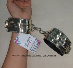 SADO ESPOSA DE CHAROL SIMIL CUERO Y MOSQUETON CHICA 4.5 CM DE ANCHO DORADO KS 35802D en internet