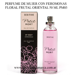 Frasco de perfume de mujer Petit Mort de Sexitive, con packaging elegante y detalles florales, 50 ml.