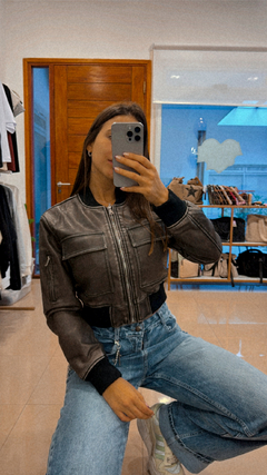 Campera Eunice gris (ecocuero)