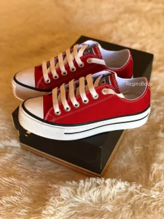Zapatillas taylor rojas con plataforma - Regina Bags