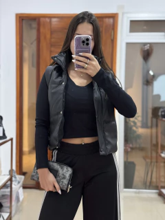 Remera Trini negra en internet