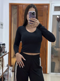 Remera Trini negra