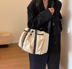 Bolso Astrid beige - comprar online