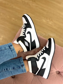 Jordan botita blanco y negro - comprar online
