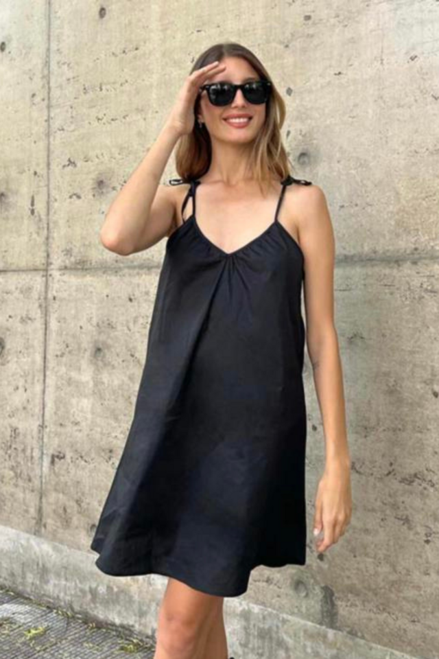 Vestido Negro De Rayón thumbnail 2