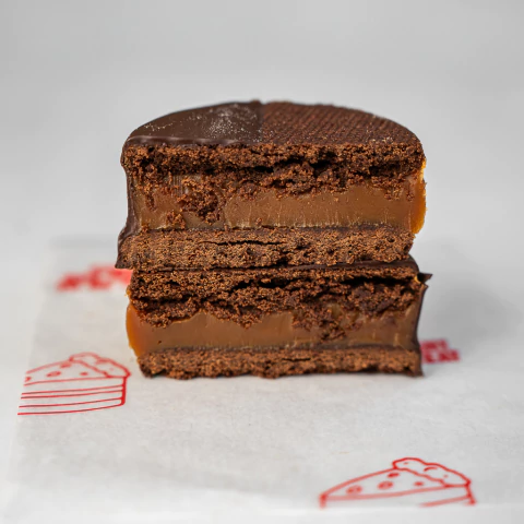 ALFAJOR DE CACAO Y DULCE DE LECHE - comprar online