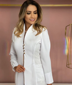 Jaleco Cassis Branco - comprar online