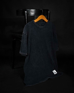 remera stone wash oversize - azul marino - comprar online