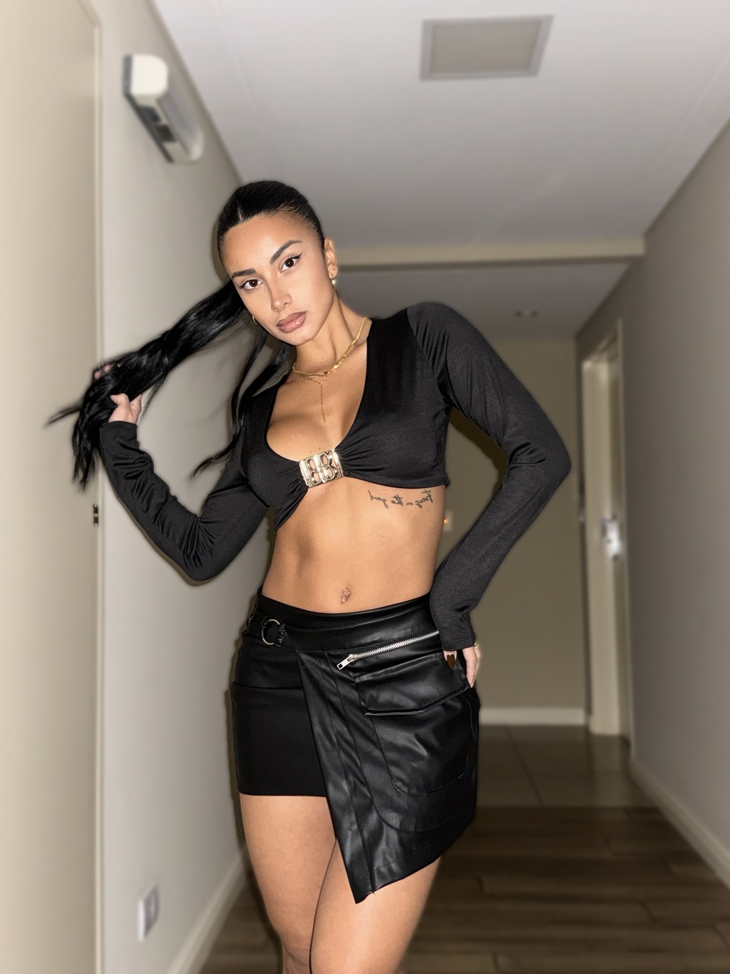 Leather Mini Young thumbnail 3