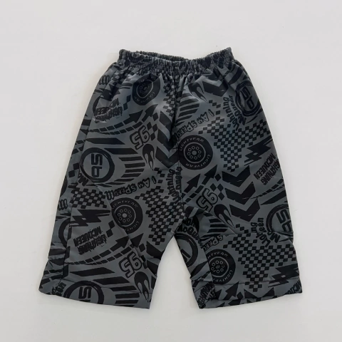 TALLE 5 AÑOS - MALLA BERMUDA NEGRA Y GRIS NUEVA - DISNEY PIXAR