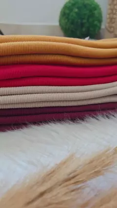 COMBO BLUSA OMBRO CAVADA na internet