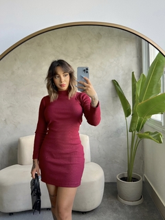 Cód 002 Vestido manga longa Gola alta - loja online