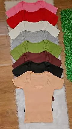 Cód 180 Blusa gola Quadrada - loja online