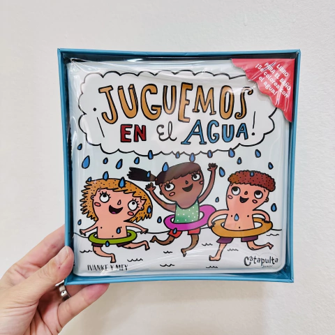 JUGUEMOS EN EL AGUA