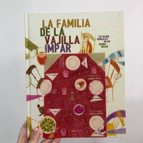 LA FAMILIA DE LA VAJILLA IMPAR