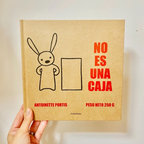 NO ES UNA CAJA